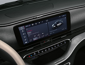 10.25” INFOTAINMENT SYSTEM WITH NAVIGATION+ 6 SPEAKERS